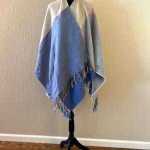 Uniqlo Blue and‎ Cream Cape